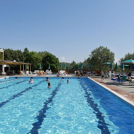 Camping Le Soline Hotel Murlo Buitenkant foto