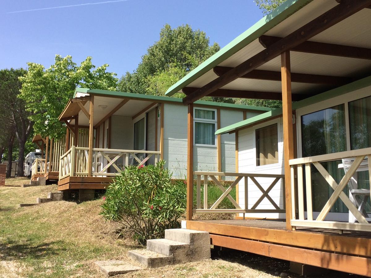 Camping Le Soline Hotel Murlo Buitenkant foto